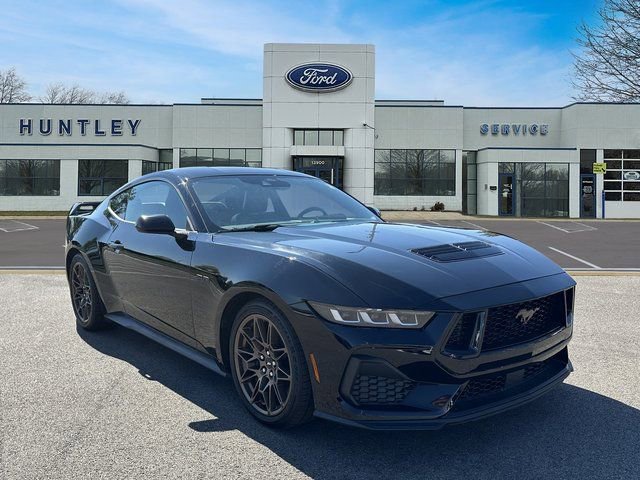 Used 2024 Ford Mustang GT Premium w/ GT Performance Package image 3