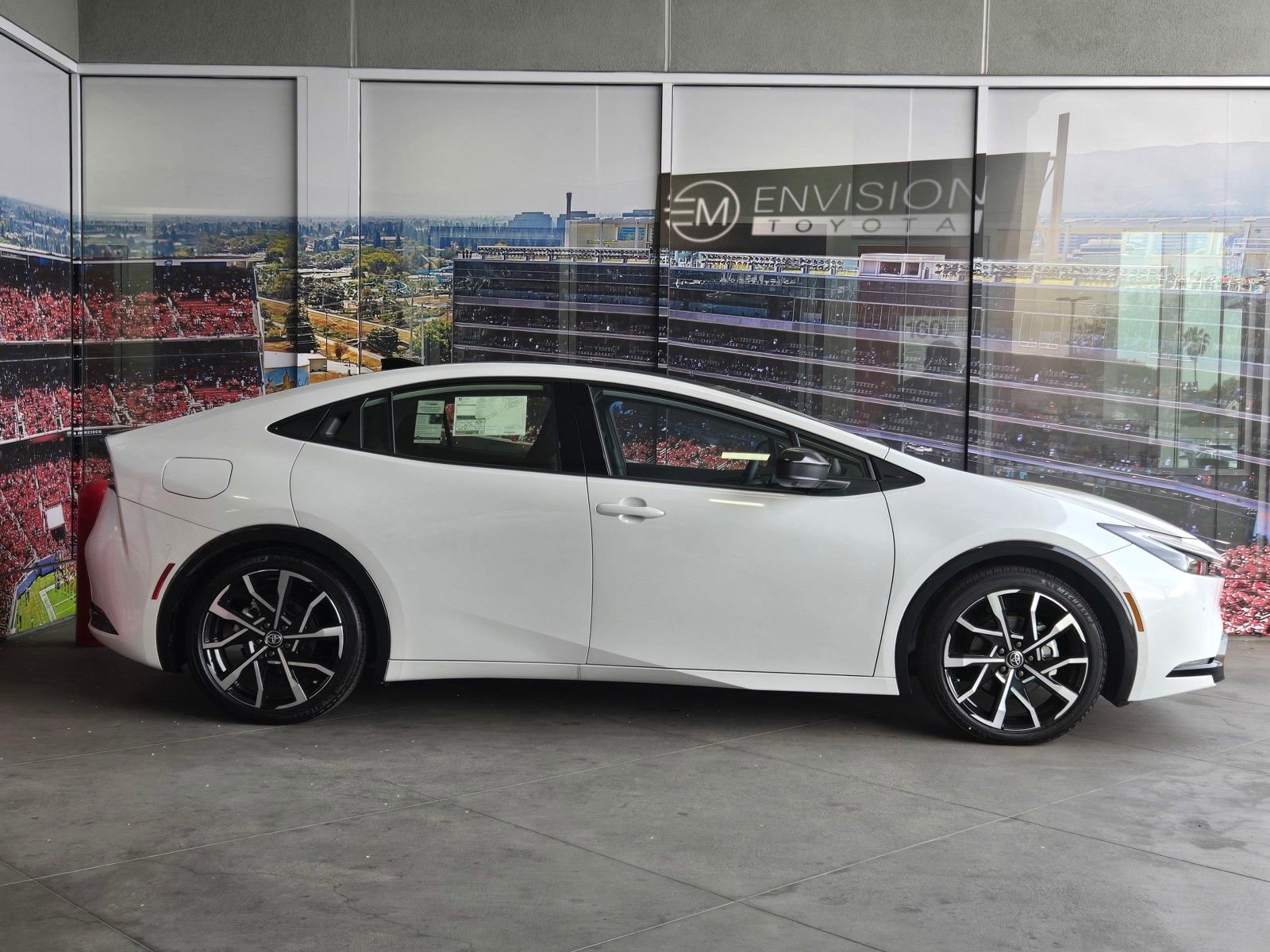 Used 2026 Toyota Prius Plug-In Hybrid w/ Limited Premium Package image 4