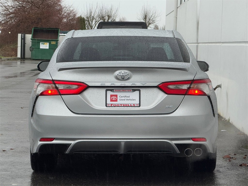 Certified 2018 Toyota Camry SE image 6