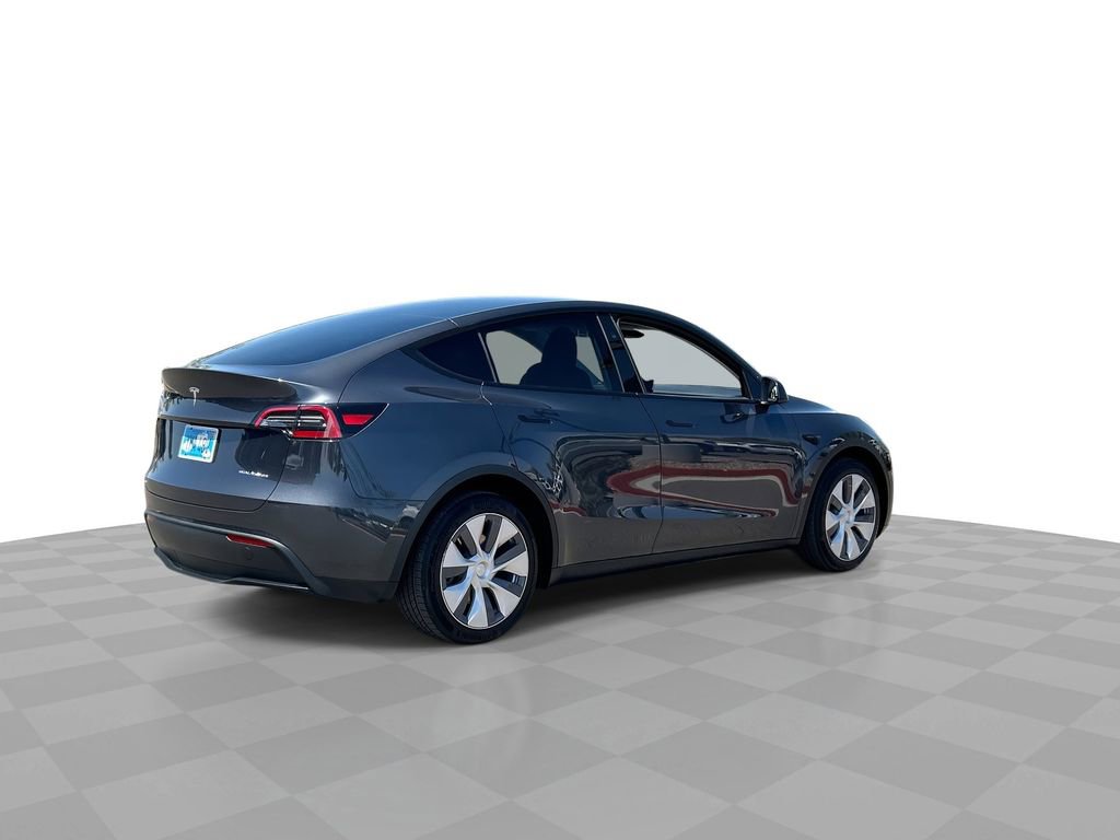 Used 2024 Tesla Model Y Long Range AWD/4WD image 8