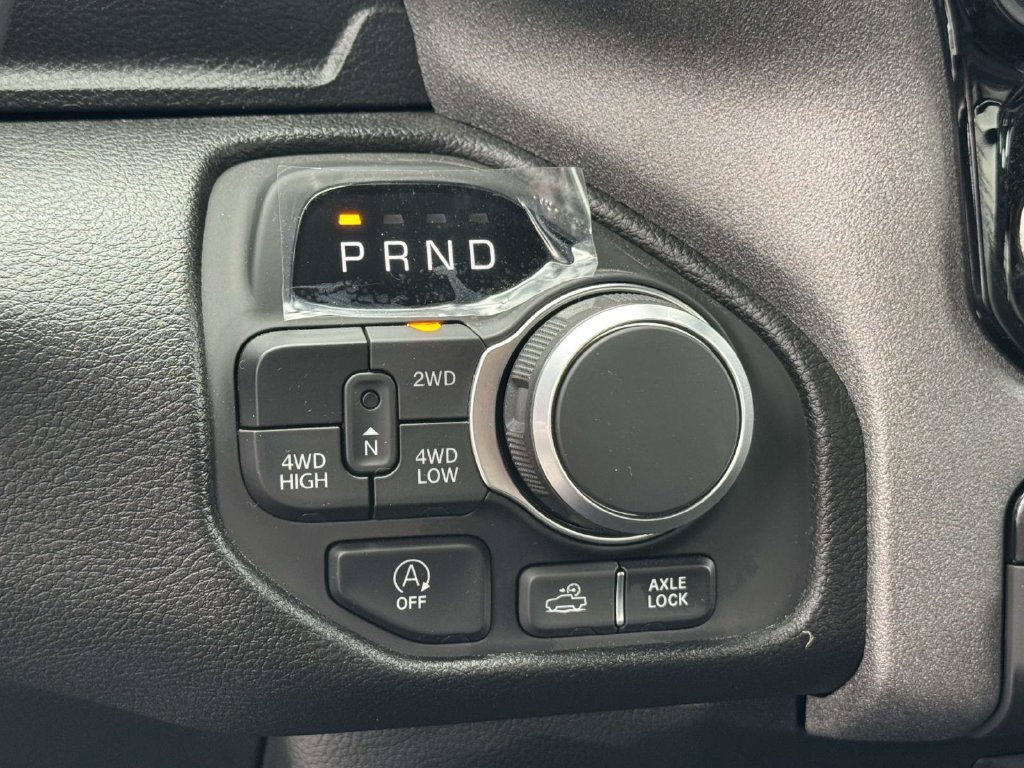 Used 2026 RAM 1500 Warlock AWD/4WD image 19