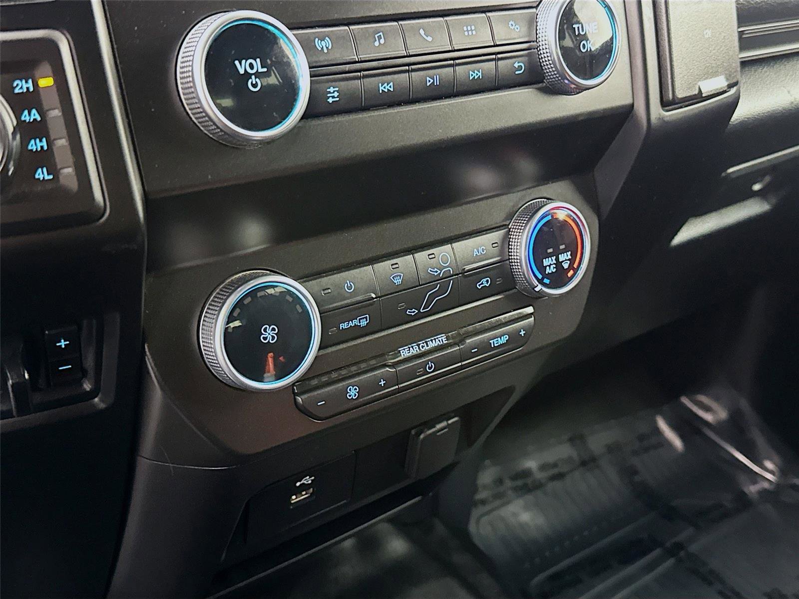 Used 2021 Ford Expedition XL image 12