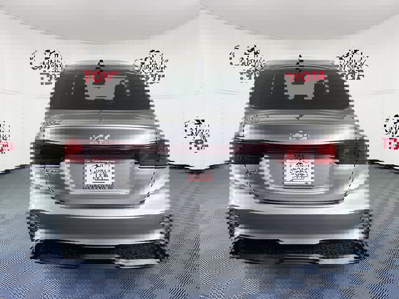 Used 2023 Kia Forte LXS w/ LXS Technology Package image 6