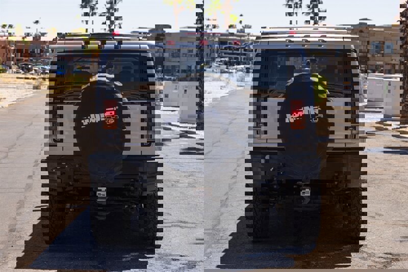 Used 2004 HUMMER H2 w/ Preferred Equipment Group image 5