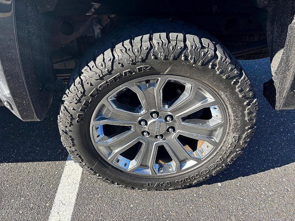 Used 2017 GMC Sierra 1500 Denali AWD/4WD image 10