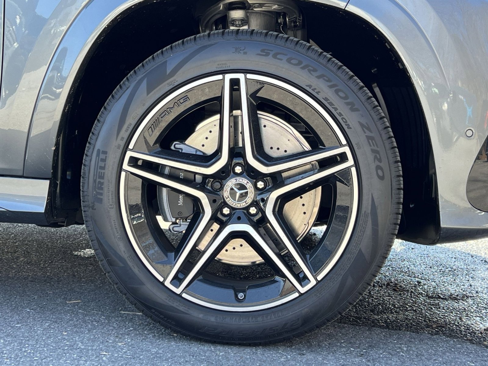 New 2026 Mercedes-Benz GLS 450 4MATIC image 10