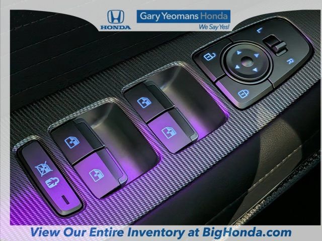 Used 2024 Hyundai Palisade Calligraphy image 25