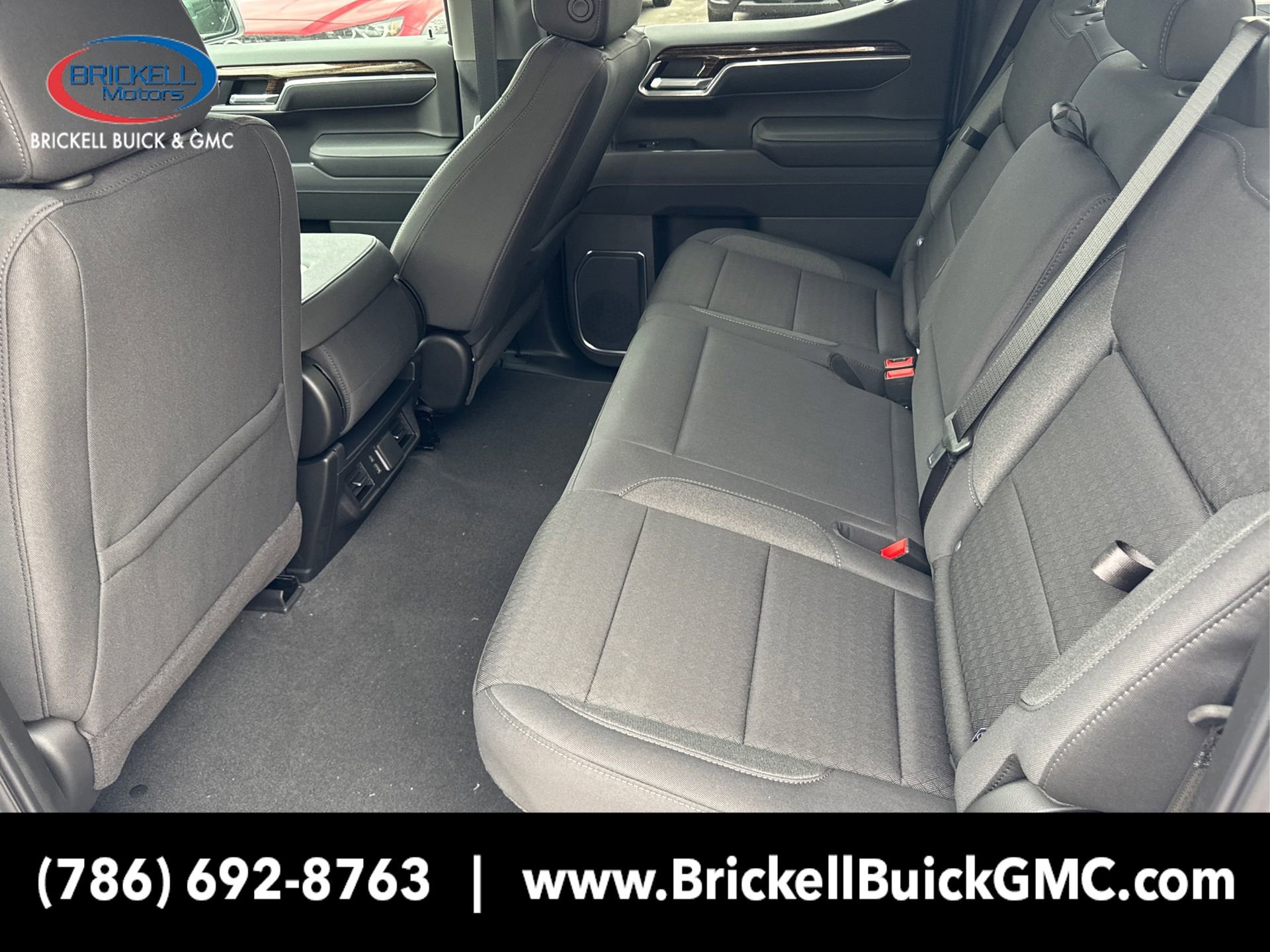 New 2026 GMC Sierra 1500 Elevation image 10