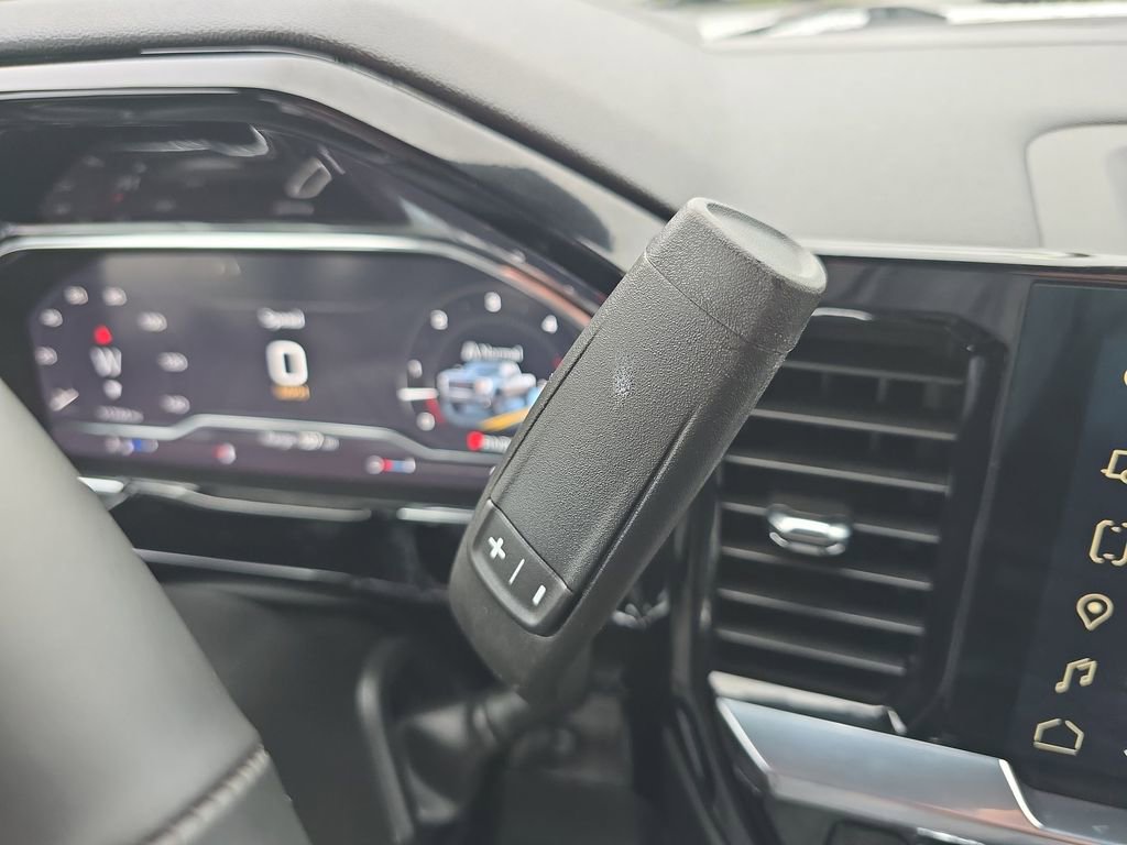 Certified 2025 GMC Sierra 3500 SLT w/ X31 Off-Road Package image 18