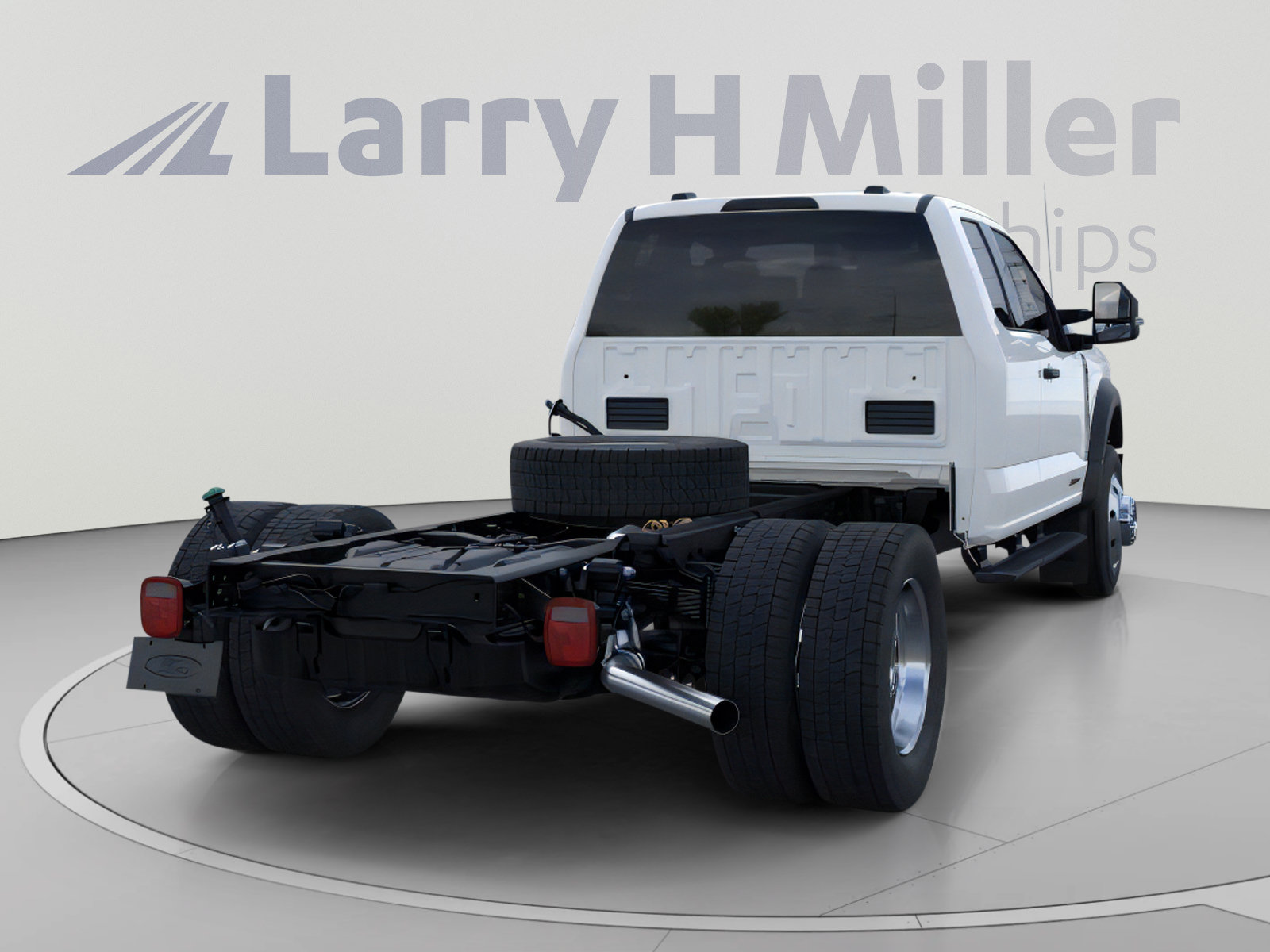 New 2026 Ford F550 4x4 SuperCab Super Duty w/ XLT Value Package image 8