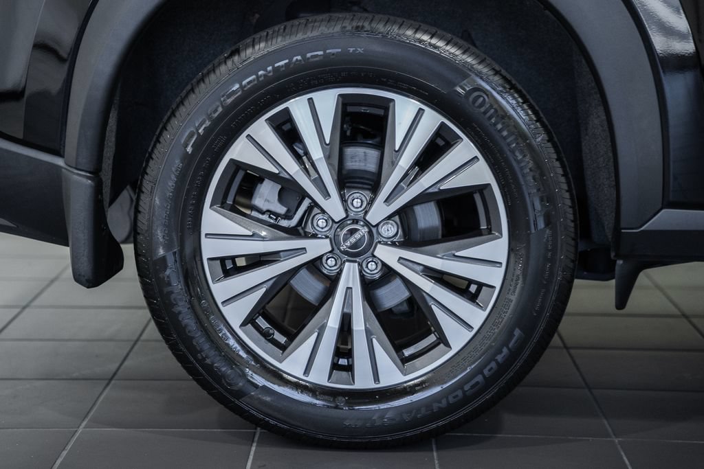 Used 2023 Nissan Rogue SV w/ SV Premium B Package AWD/4WD image 16