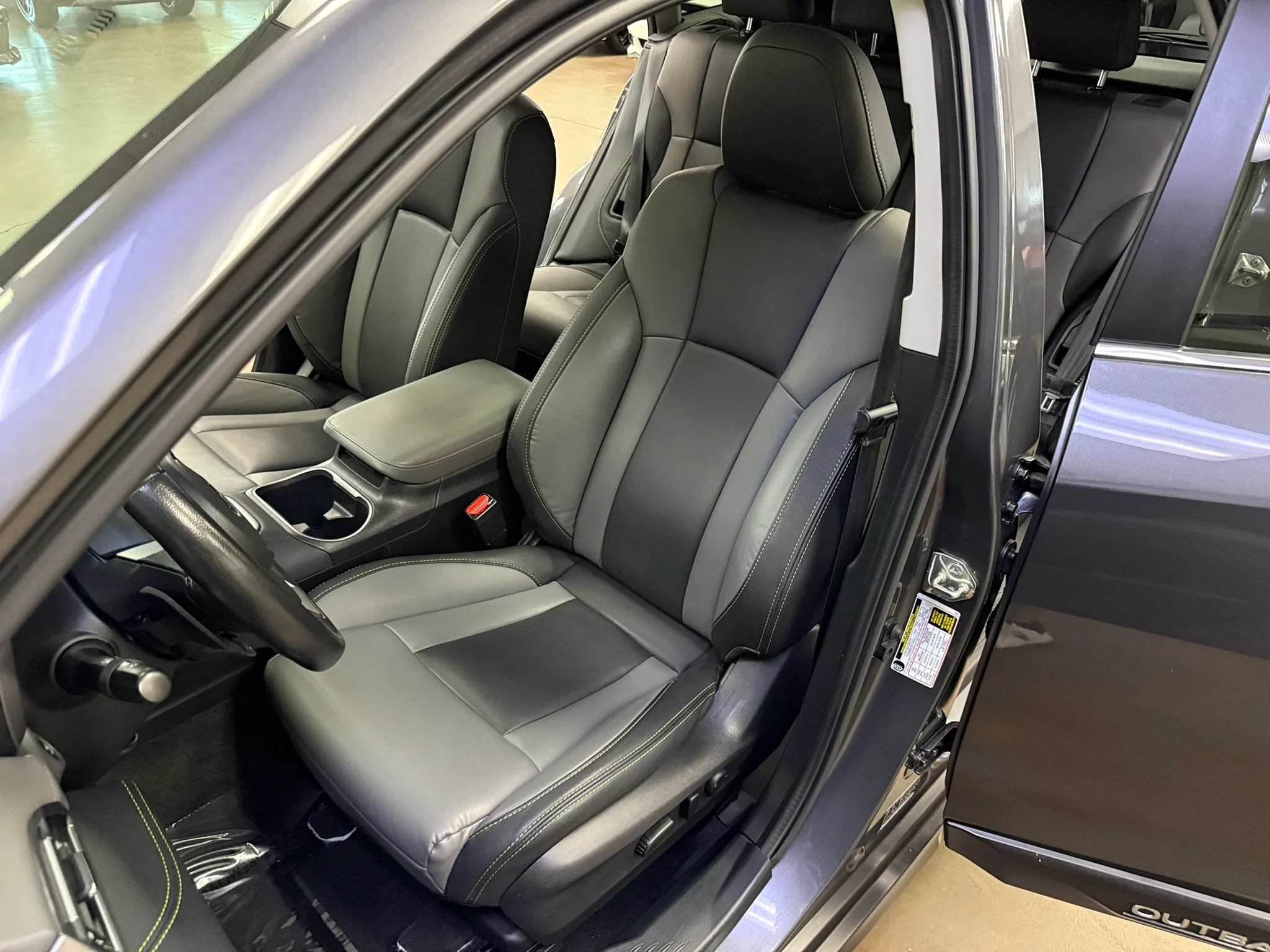 Used 2021 Subaru Outback Onyx Edition XT AWD/4WD image 12