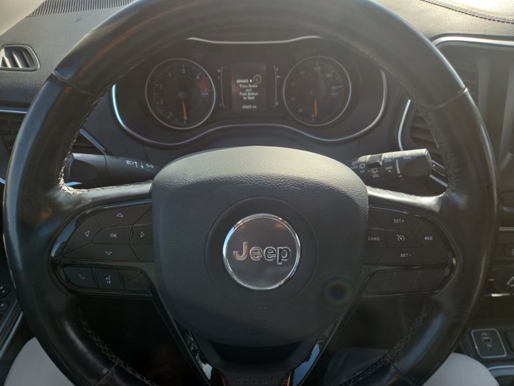 Used 2020 Jeep Cherokee Altitude image 12