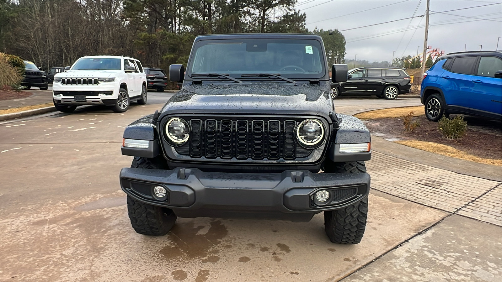 Used 2024 Jeep Gladiator Sport image 3