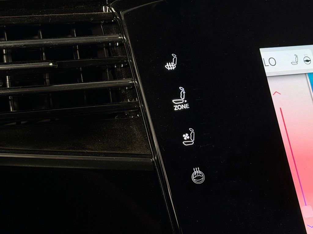 Certified 2022 Jeep Wagoneer Series II image 20