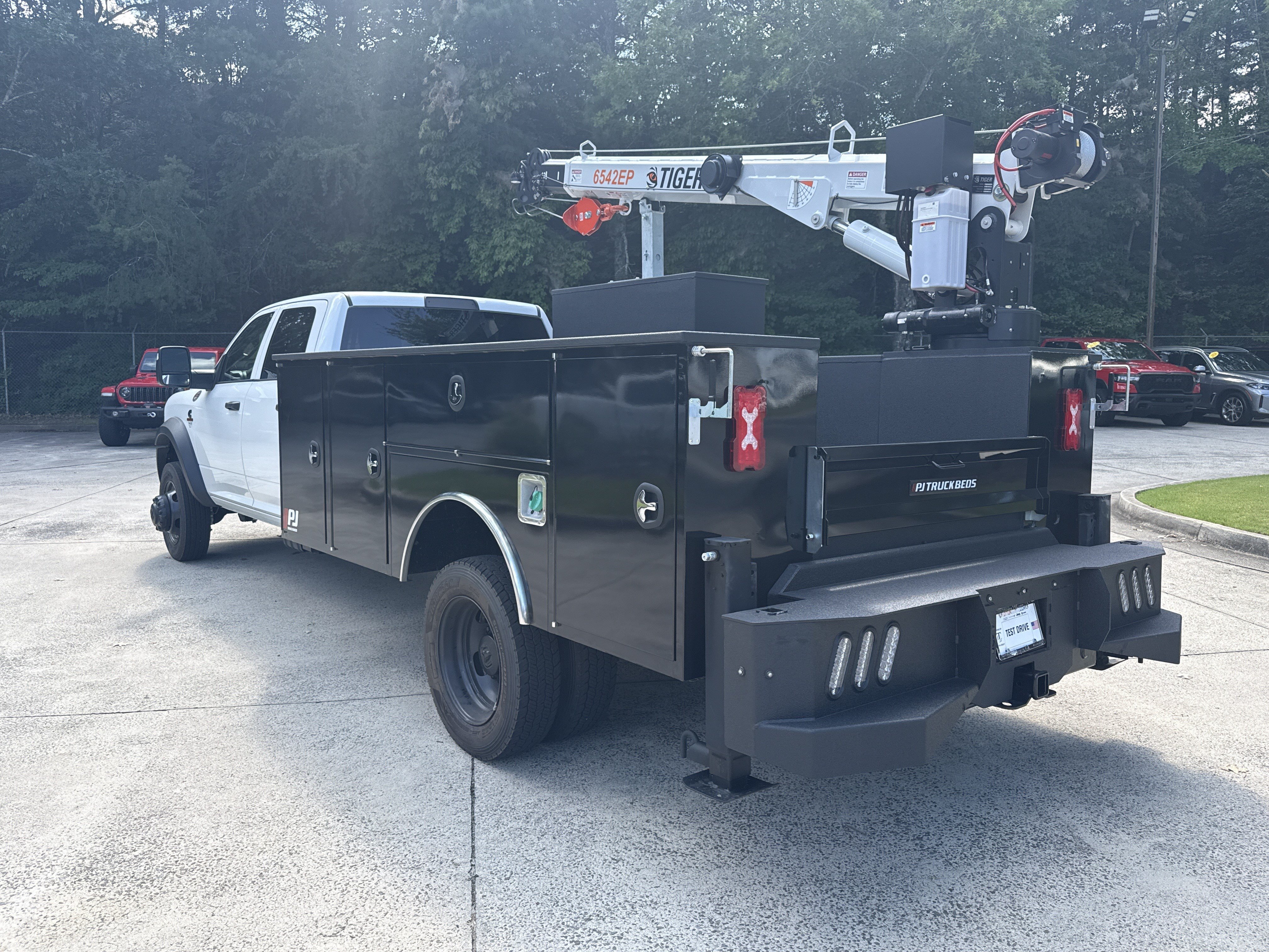 New 2026 RAM 5500 Tradesman AWD/4WD image 5