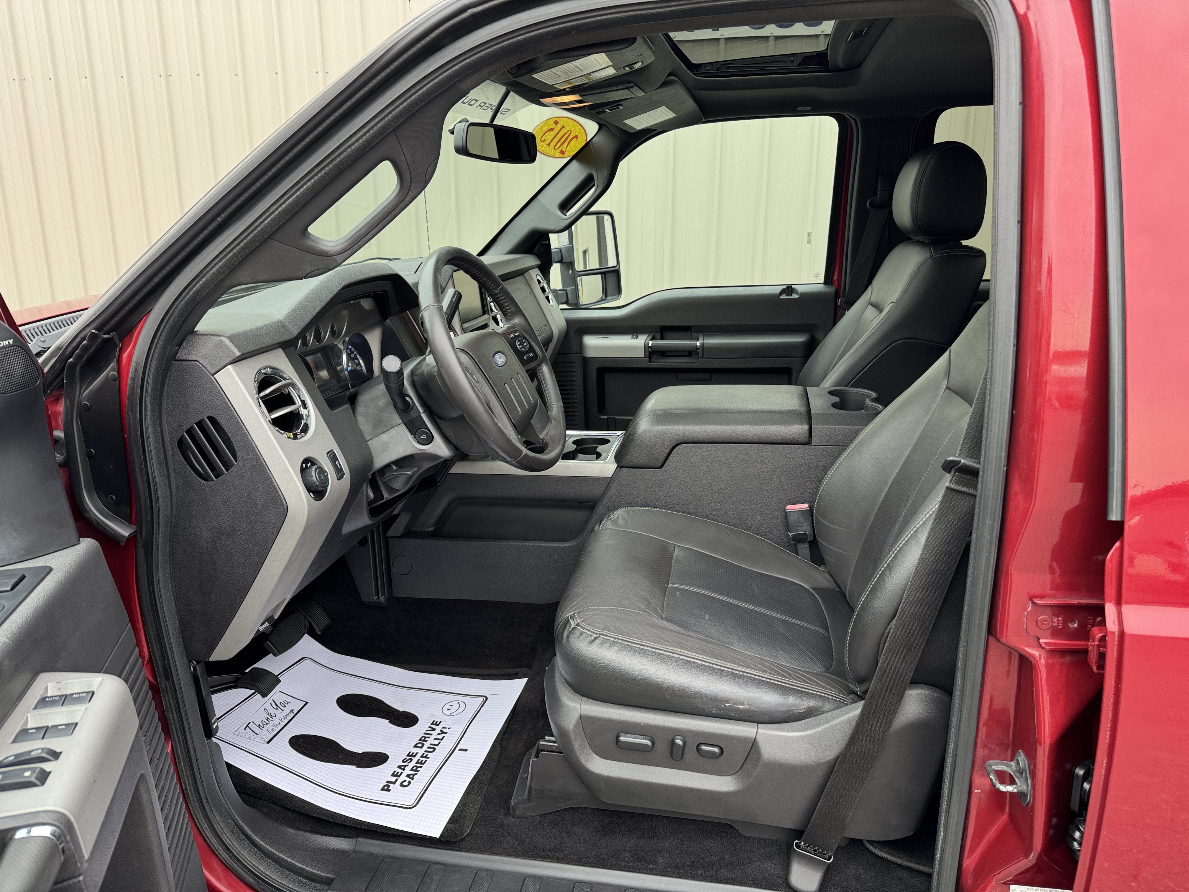 Used 2015 Ford F250 Lariat w/ Lariat Ultimate Package AWD/4WD image 9