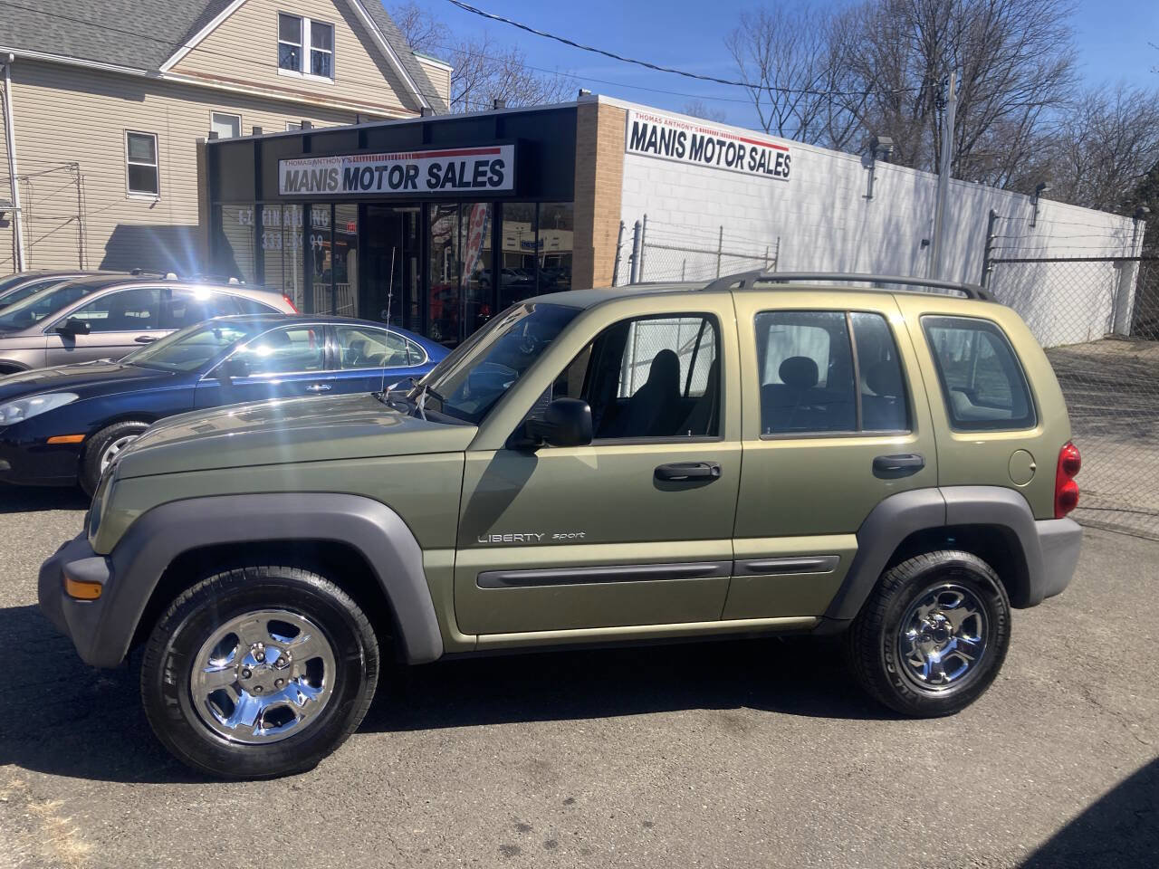 Used 2003 Jeep Liberty Sport image 1