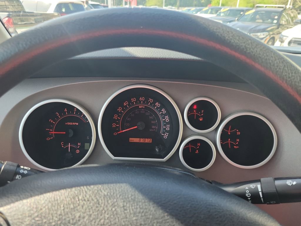 Used 2012 Toyota Tundra SR5 w/ SR5 Pkg image 30