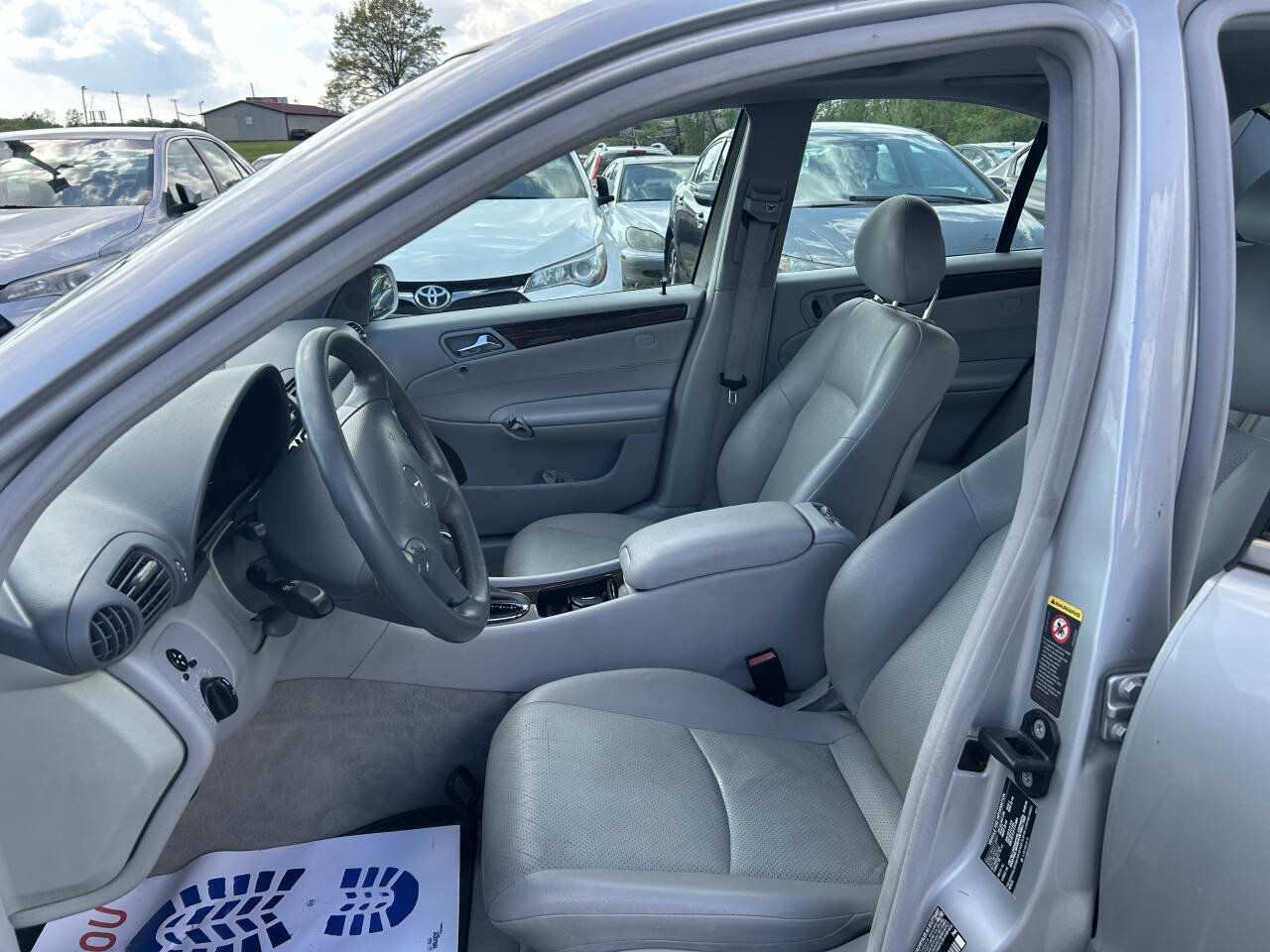 Used 2003 Mercedes-Benz C 240 Sedan image 7