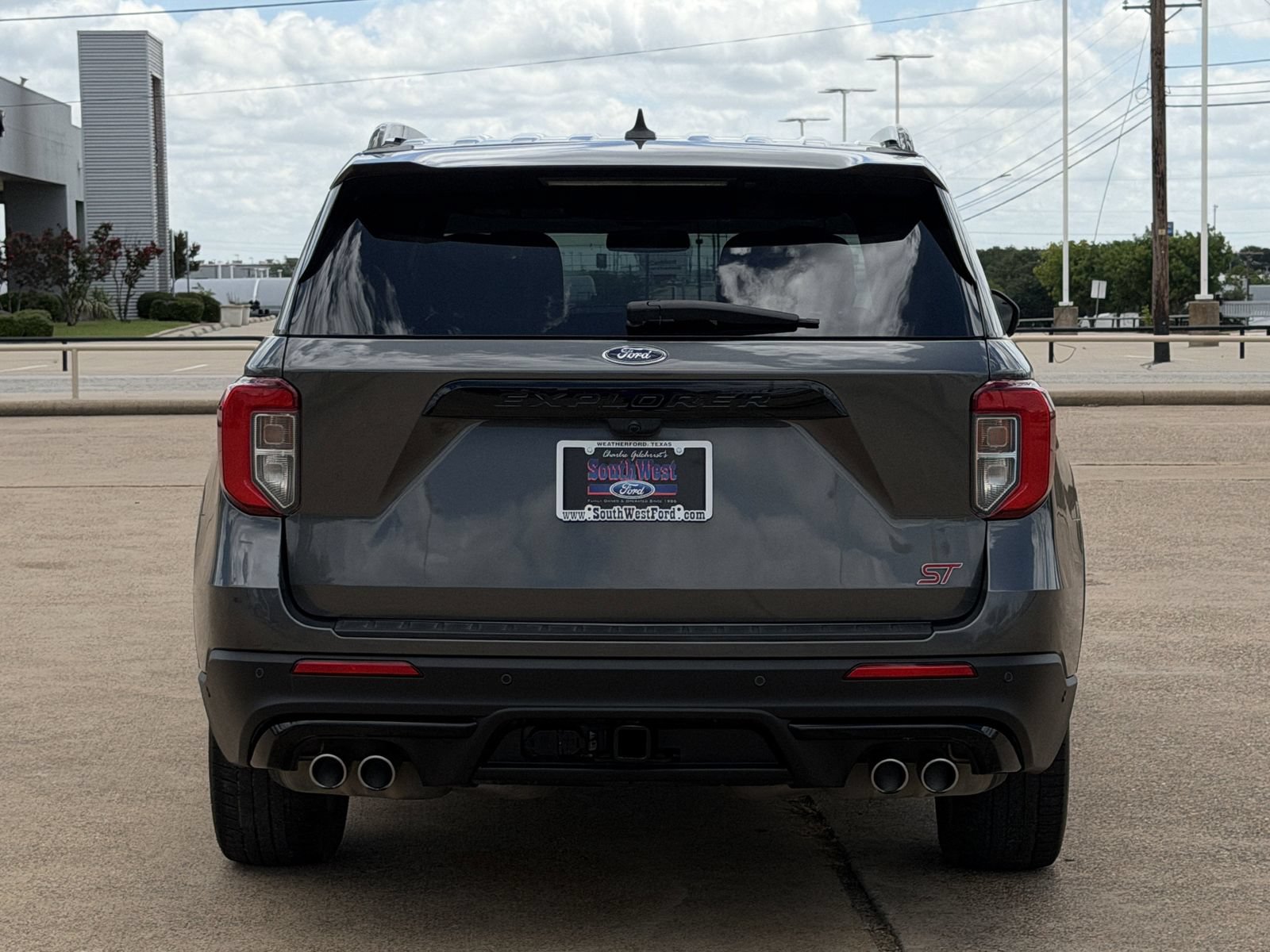 Used 2020 Ford Explorer ST w/ Premium Technology Package AWD/4WD image 5