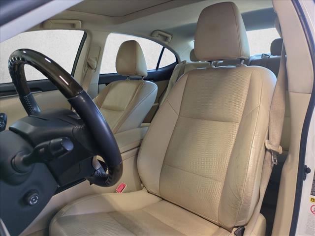 Used 2013 Lexus ES 350 w/ Luxury Pkg image 17