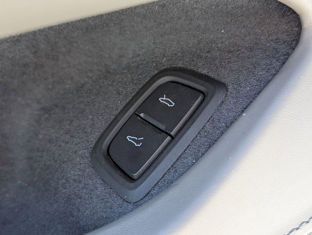 Used 2024 Chevrolet Corvette E-Ray AWD/4WD image 25