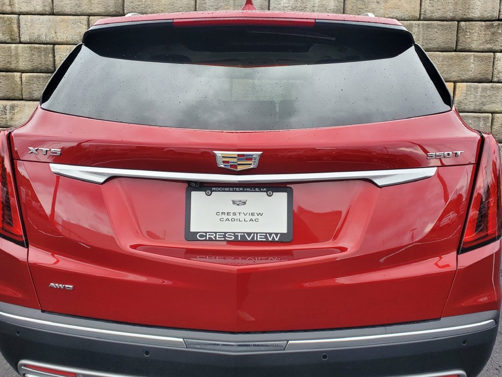 Used 2023 Cadillac XT5 Premium Luxury w/ LPO, Floor Liner Package AWD/4WD image 13
