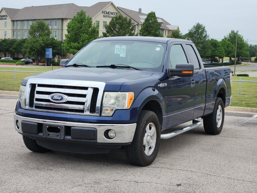 Used 2011 Ford F150 XLT w/ XLT Convenience Pkg RWD image 2