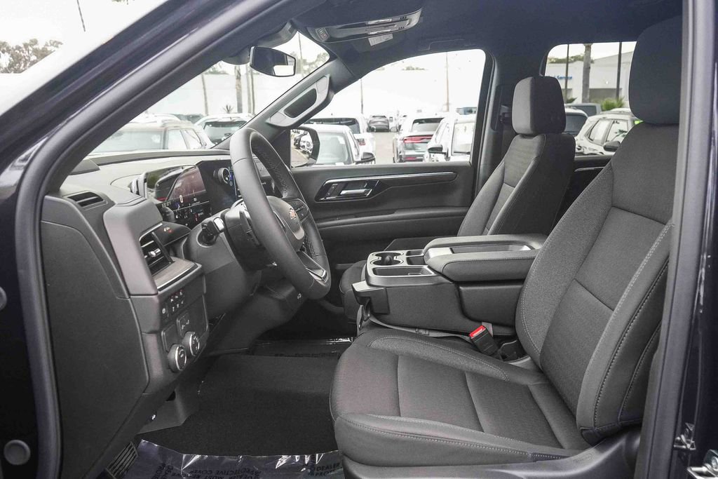 New 2026 Chevrolet Suburban LS RWD image 17