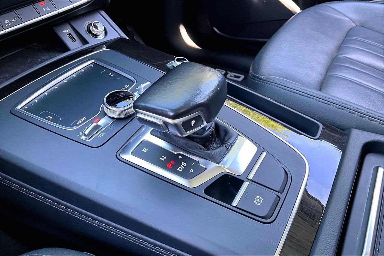 Used 2019 Audi Q5 2.0T Premium Plus w/ Premium Plus Package AWD/4WD image 31