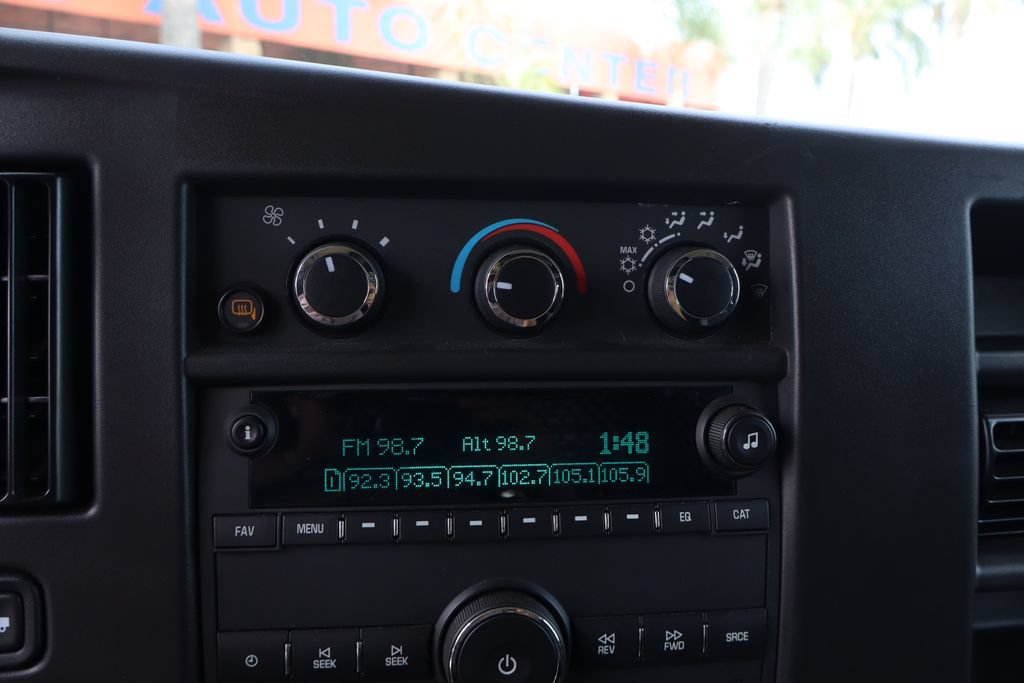 Used 2025 Chevrolet Express 2500 w/ Driver Convenience Package RWD image 31
