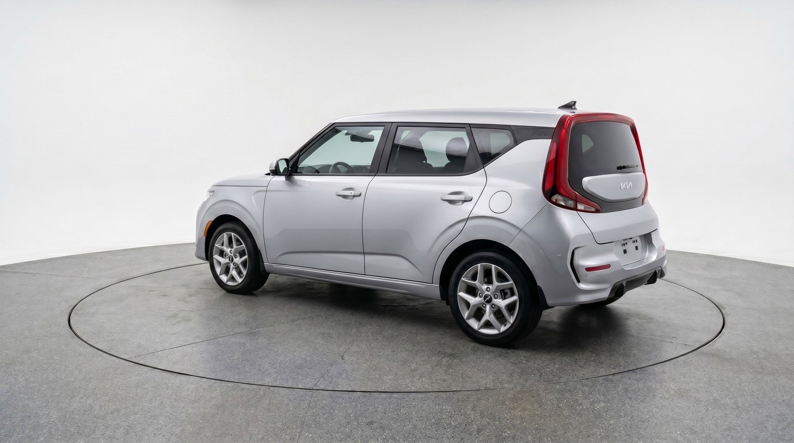Used 2025 Kia Soul LX w/ LX Technology Package FWD image 6