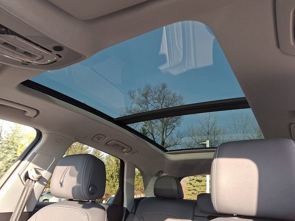 Used 2022 Audi Q5 2.0T Premium w/ Convenience Package image 12