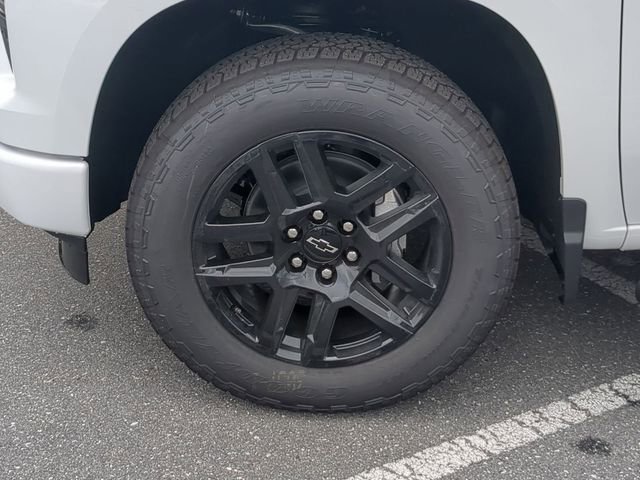 New 2025 Chevrolet Silverado 1500 Custom w/ Turbomax Blackout Package image 16