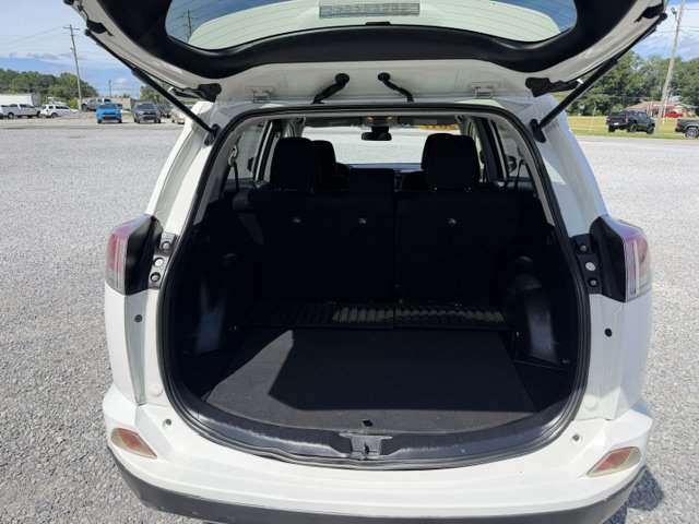 Used 2017 Toyota RAV4 LE FWD image 13