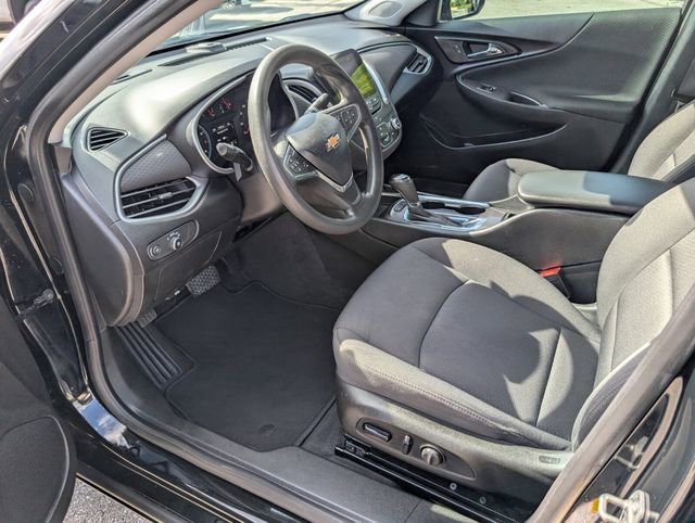 Used 2020 Chevrolet Malibu LS w/ Driver Confidence Package II image 11