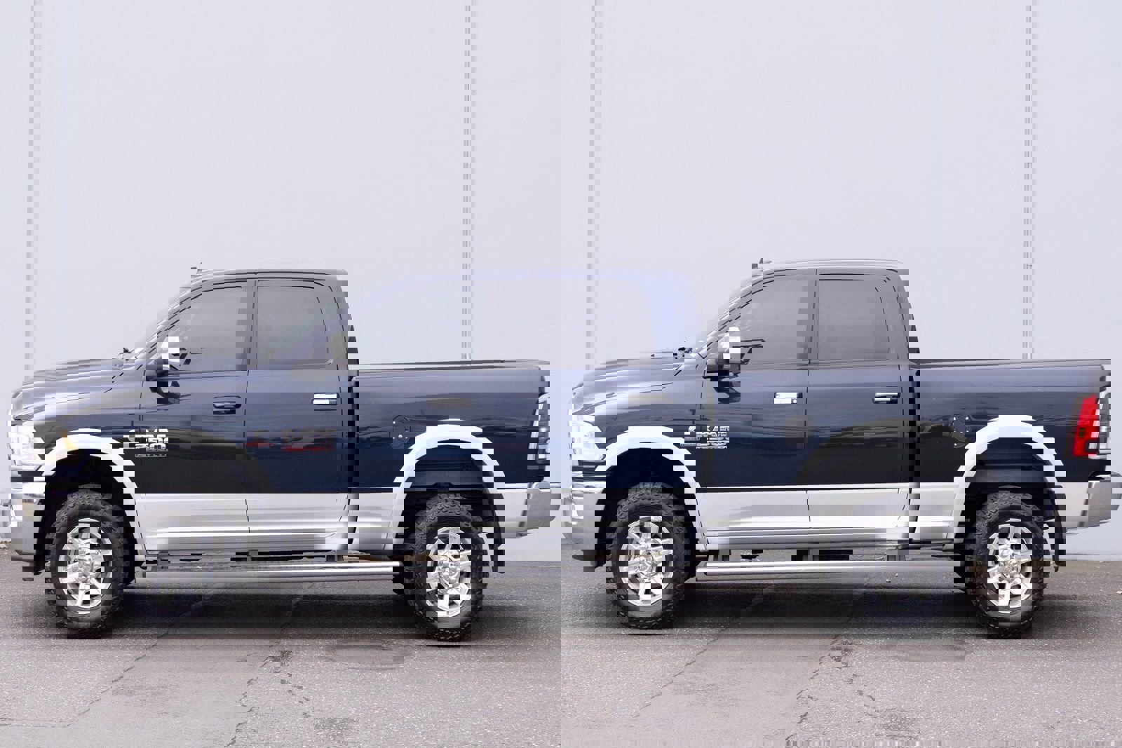 Used 2013 RAM 2500 Laramie image 29