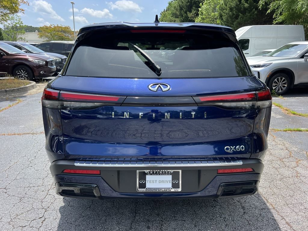 Used 2025 INFINITI QX60 Pure w/ Cargo Package FWD image 4