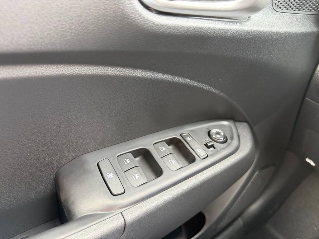 New 2026 Hyundai Venue SEL FWD image 28