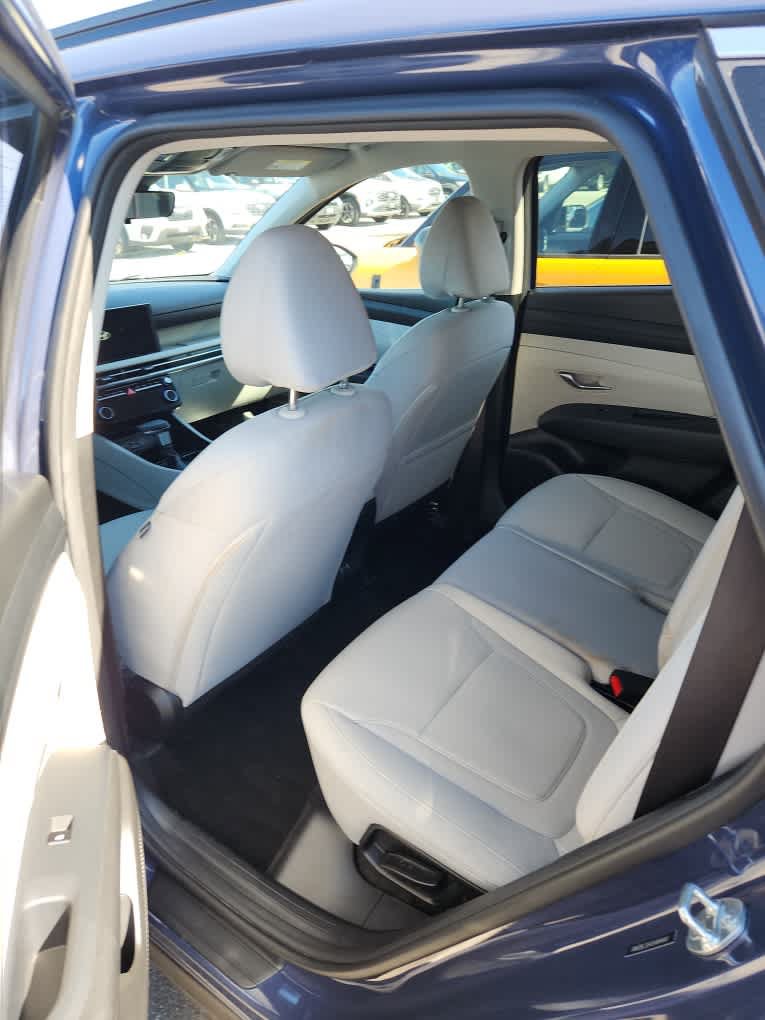 Used 2025 Hyundai Tucson SEL AWD/4WD image 24