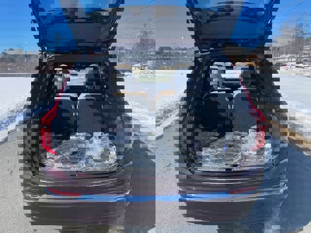 New 2026 Volvo XC90 T8 Ultra w/ Protection Package Premier image 9