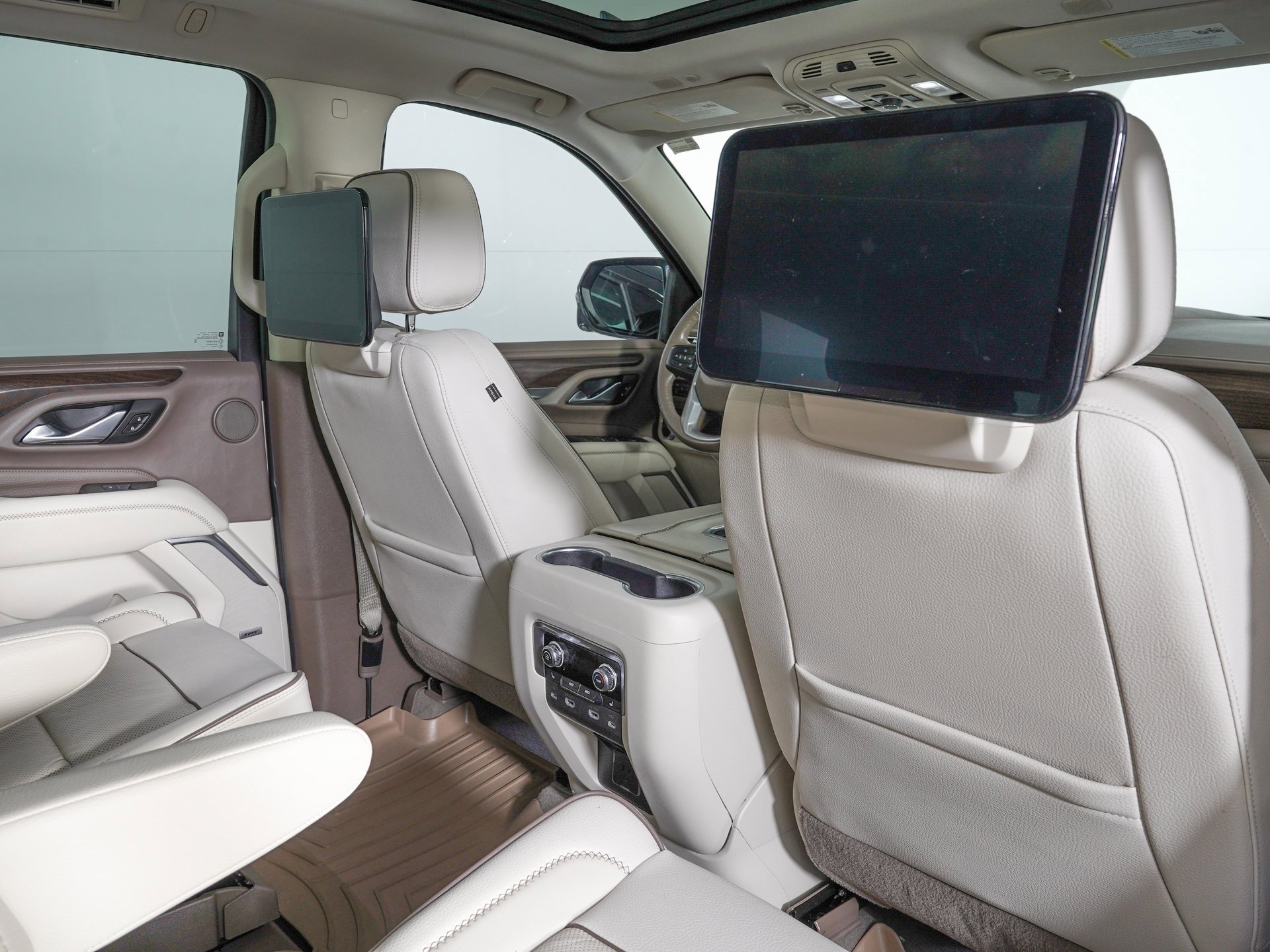 Used 2021 GMC Yukon Denali image 11