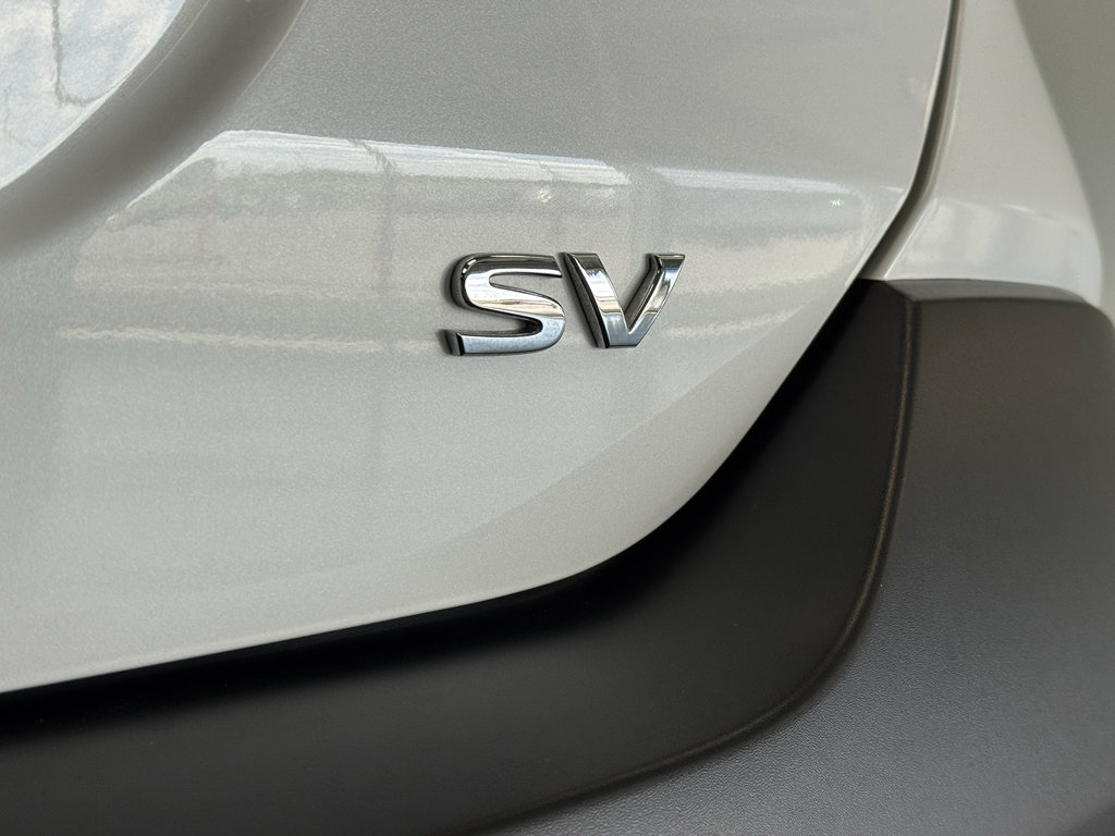 Used 2019 Nissan Kicks SV FWD image 25