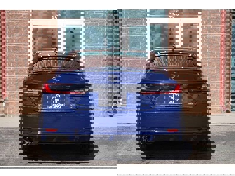 Used 2025 Toyota Camry XSE image 7