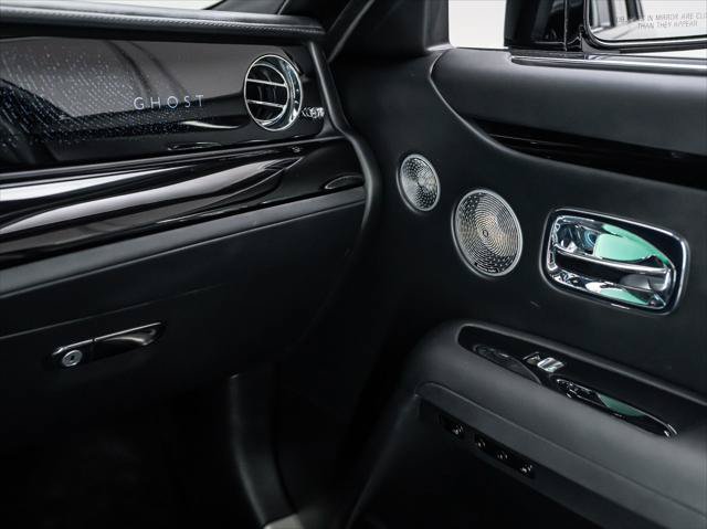 Used 2025 Rolls-Royce Ghost AWD/4WD image 42