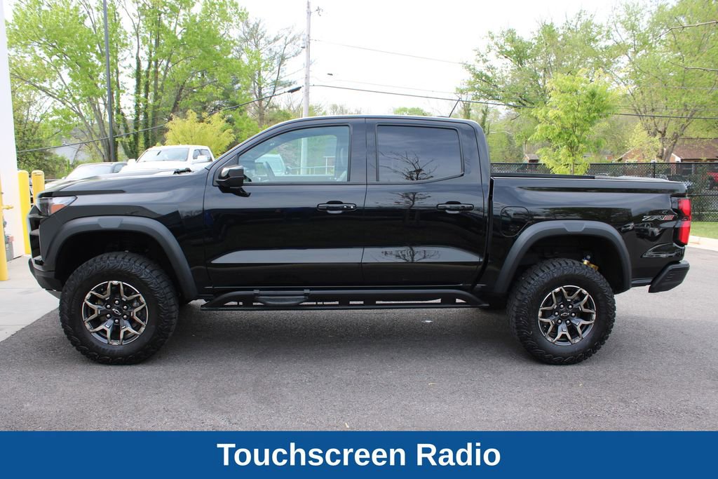 Used 2024 Chevrolet Colorado ZR2 w/ ZR2 Convenience Package III AWD/4WD image 12