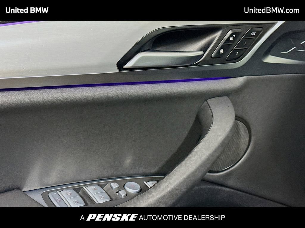 Certified 2023 BMW X4 xDrive30i w/ Premium Package image 3