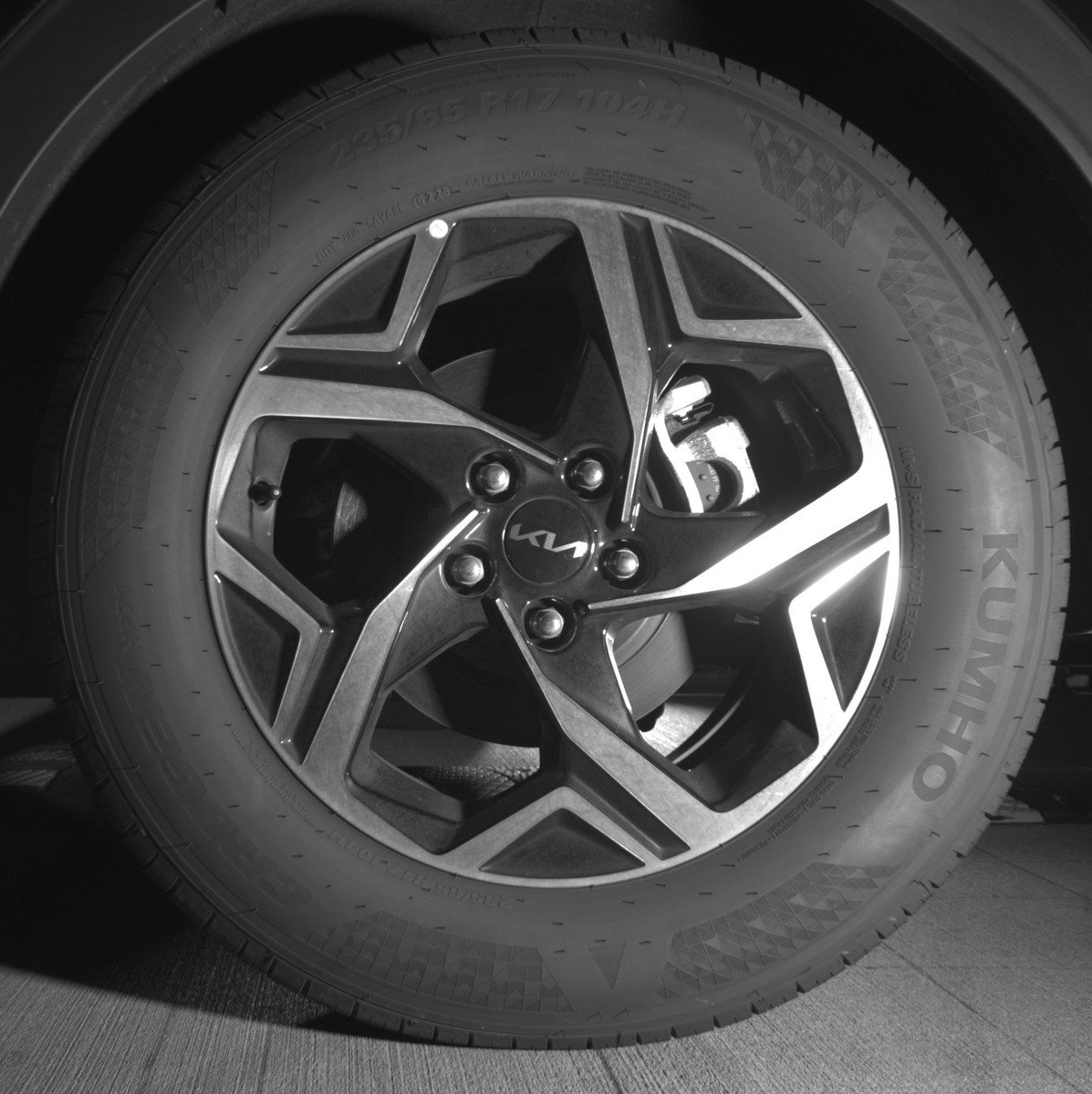 Used 2025 Kia Sportage LX image 14