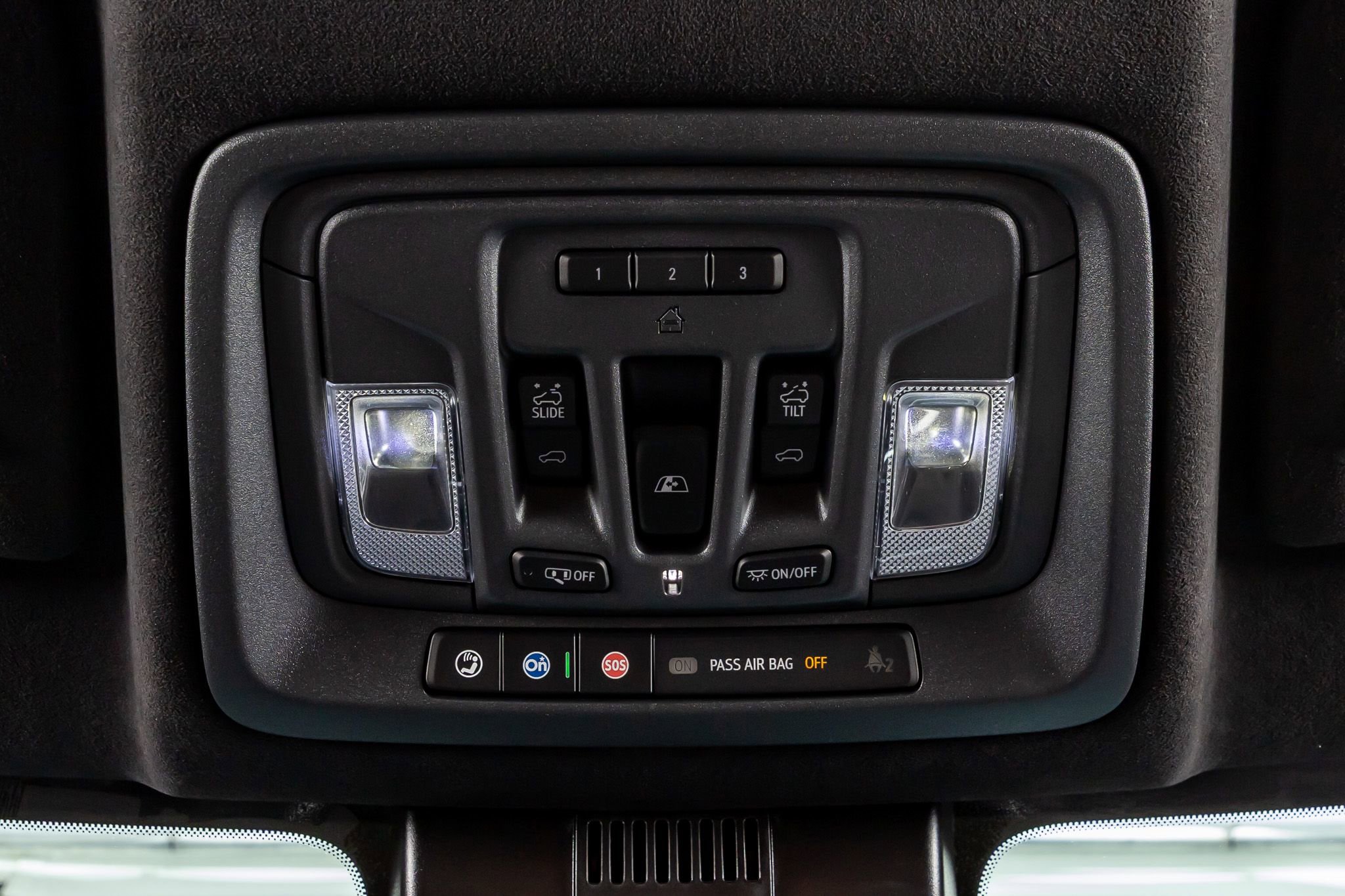 Used 2025 GMC Sierra 2500 AT4X image 29